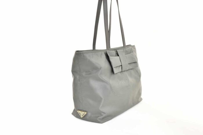 PRADA borsa shopper grande colore grigio con fiocco No COD