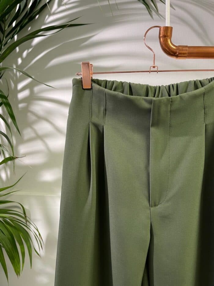 METIS GLAM Pantaloni vita alta pence verde Abbigliamento